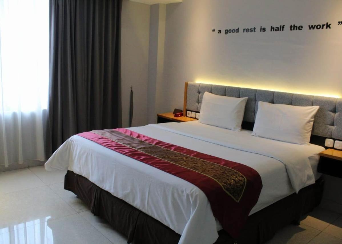 The Royal Idi Hotel Idirayeuk Luaran gambar