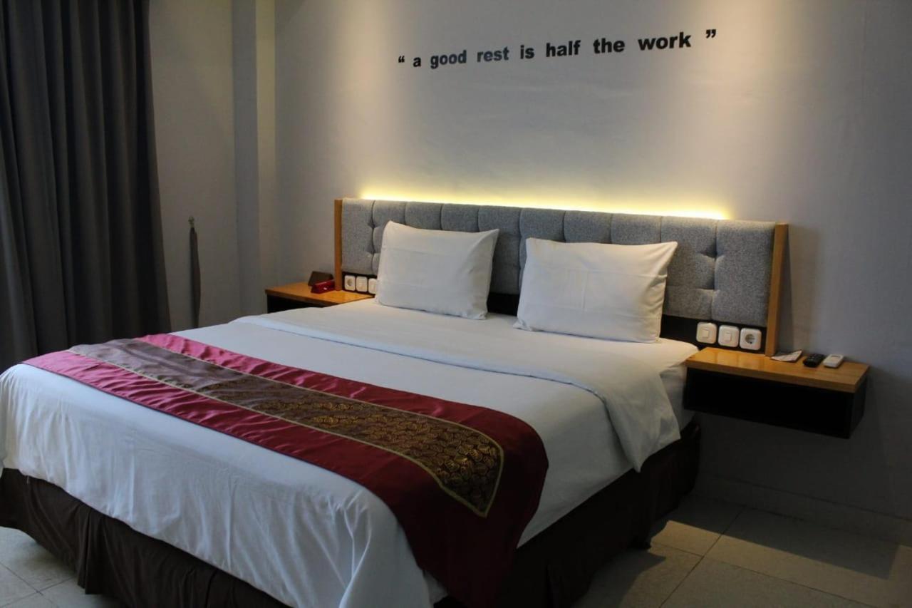 The Royal Idi Hotel Idirayeuk Luaran gambar