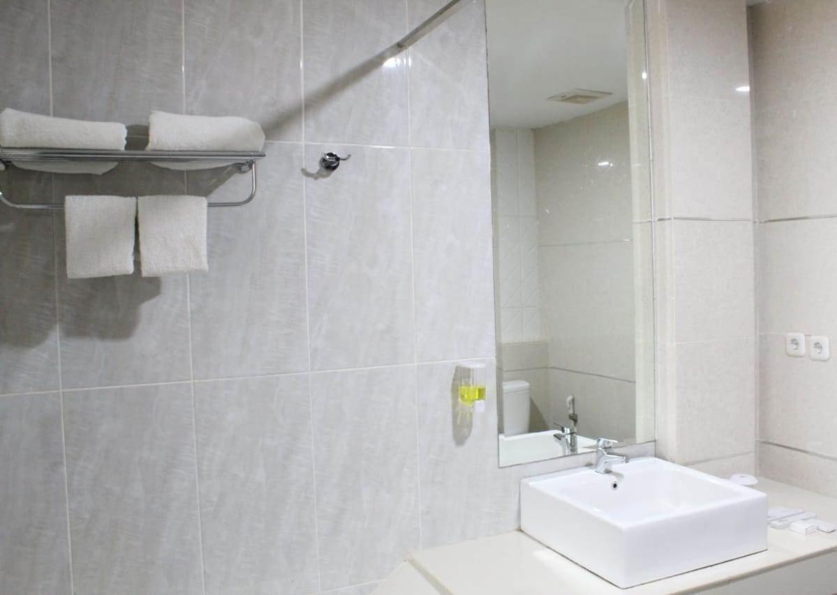 The Royal Idi Hotel Idirayeuk Luaran gambar